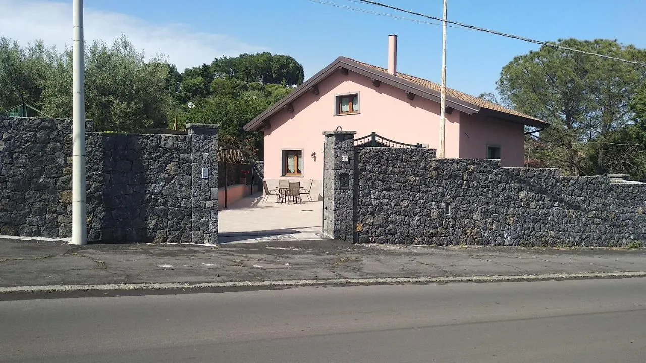 Seven Villa Trecastagni 0*,  Italien